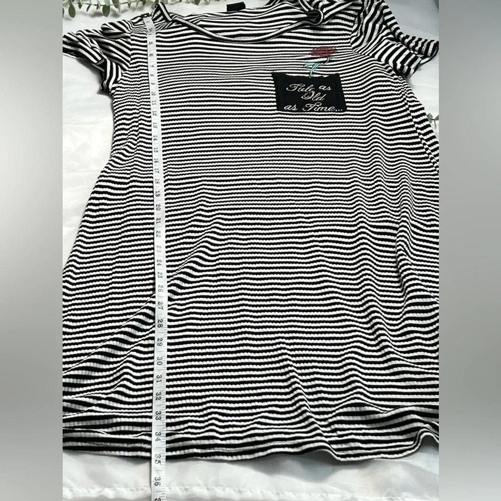 Disney Tale as Old As Time Black White Striped Sleep Dress Large - Picture 6 of 8